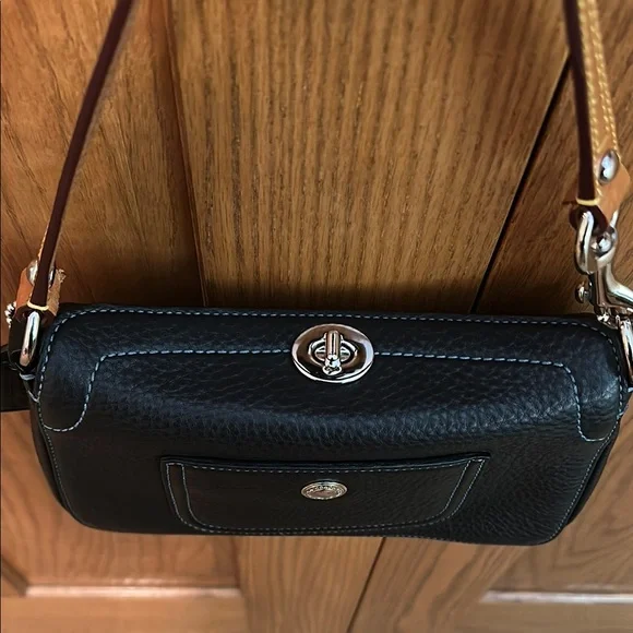 Coach Small Black Leather Shoulder Bag - Picture 2 of 7